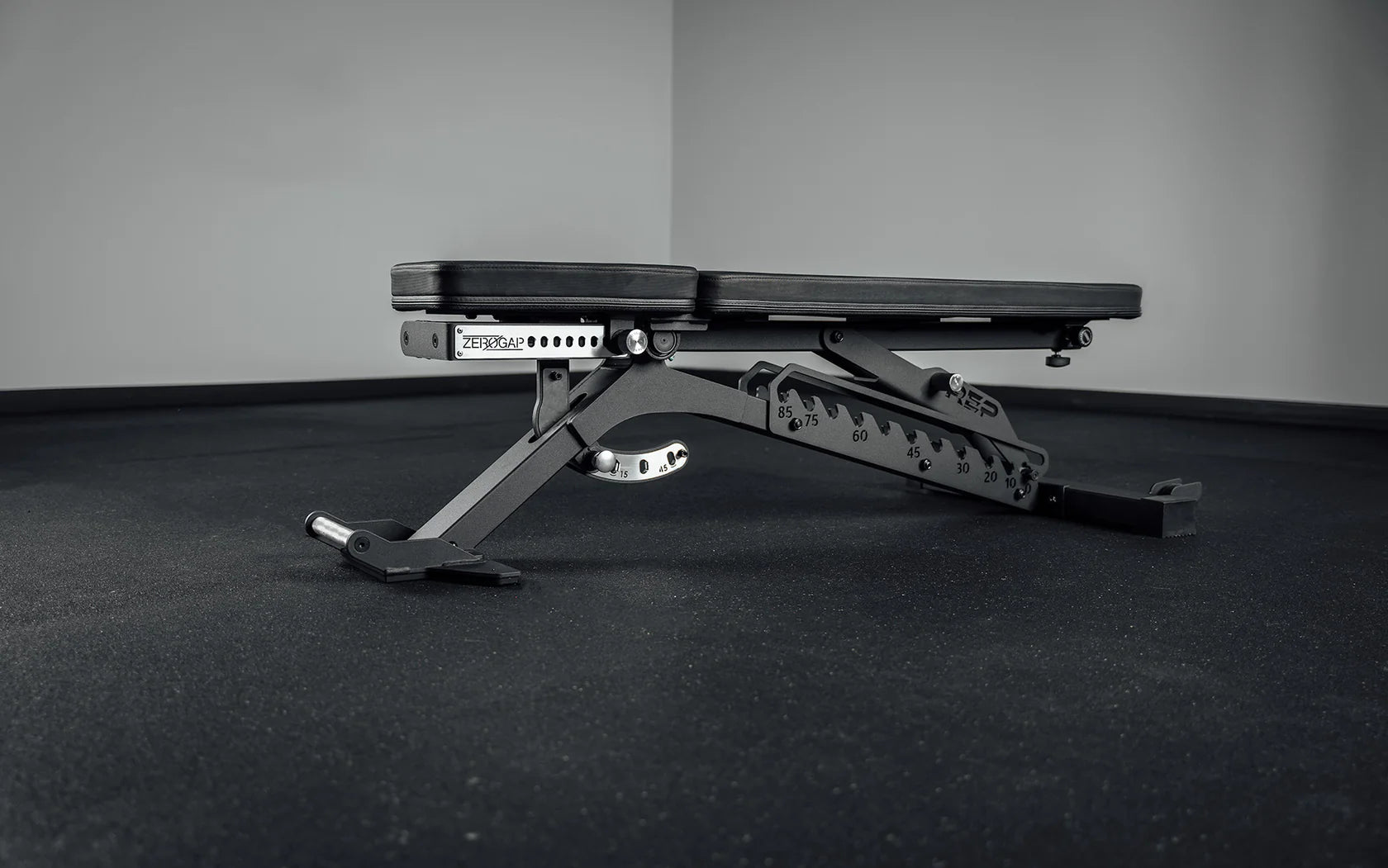 BlackWing™ Adjustable Bench - Standard Pad